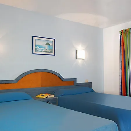 Puerto Carmen Hotel 4*